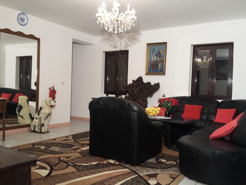 Apartments "Villa Mungos" Sobra Exteriér fotografie